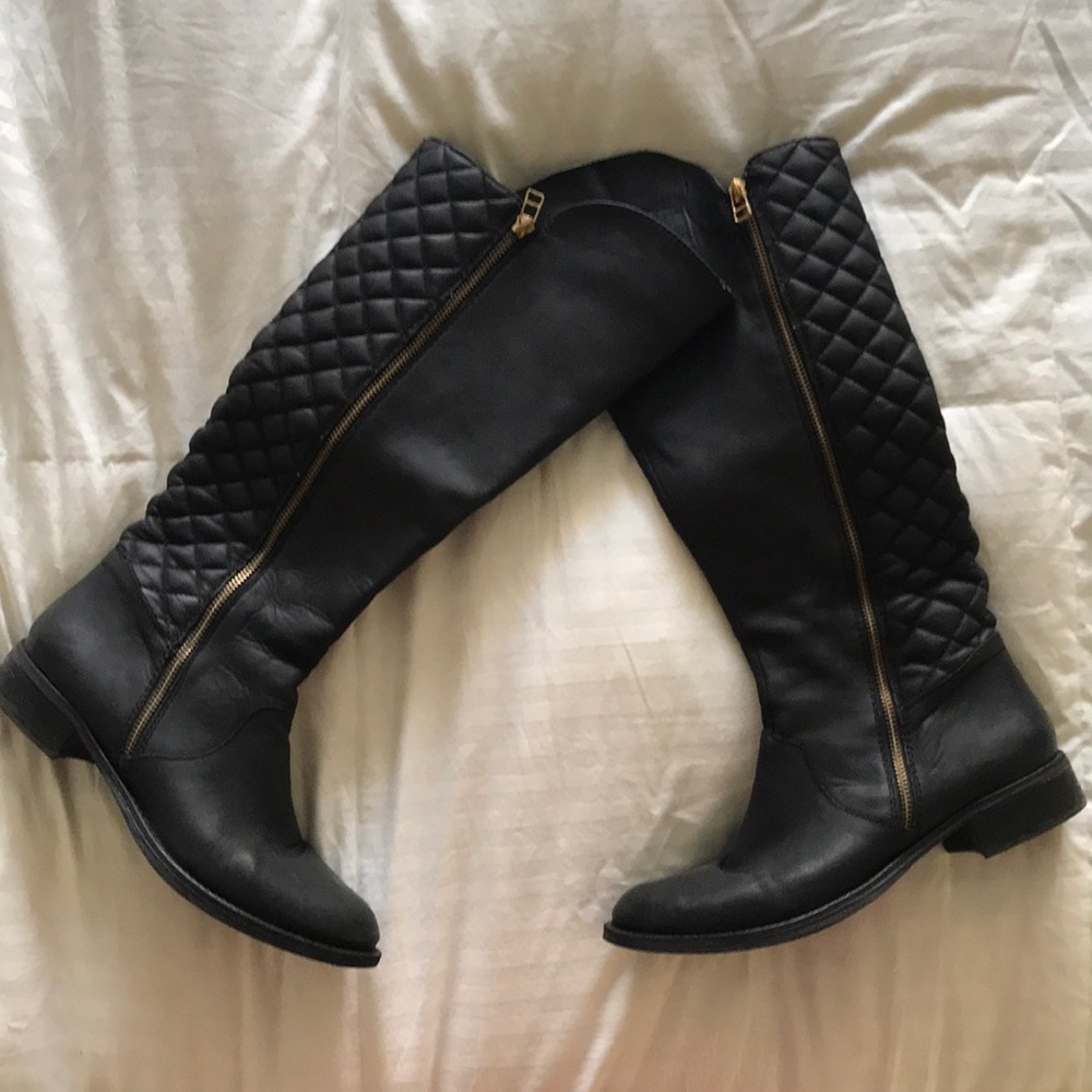 Steve Madden black boots